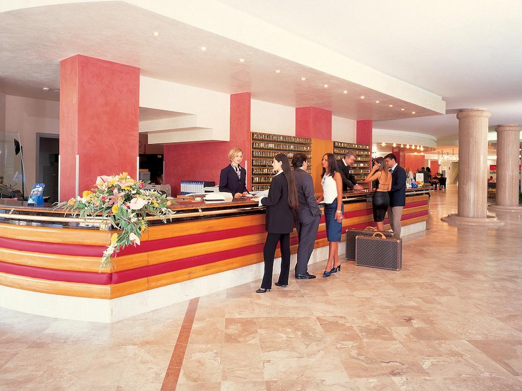 Serena Majestic Hotel Residence Montesilvano Bagian luar foto