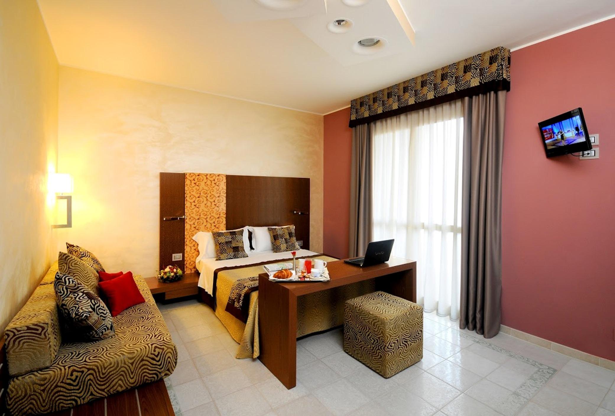 Serena Majestic Hotel Residence Montesilvano Bagian luar foto