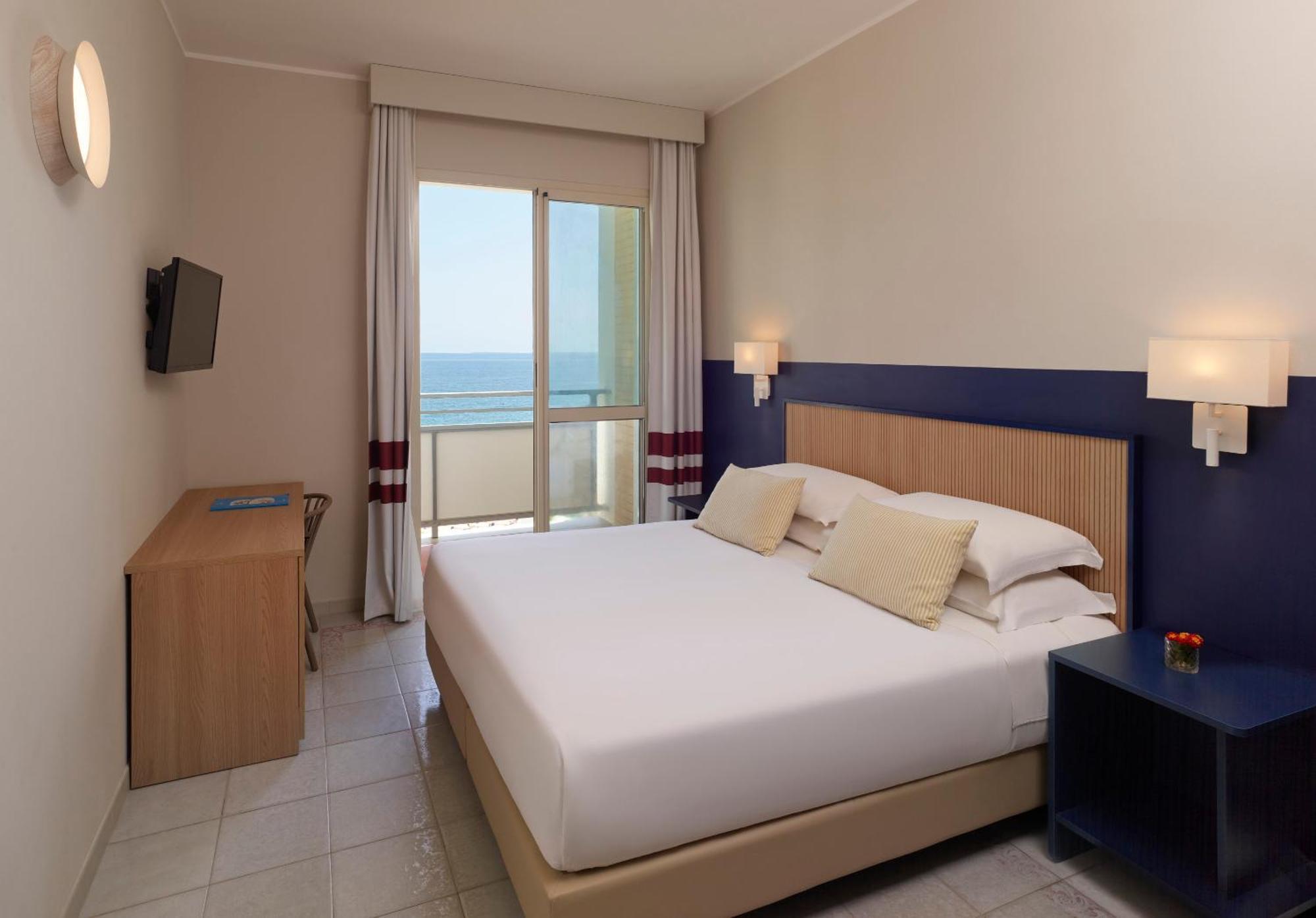 Serena Majestic Hotel Residence Montesilvano Ruang foto